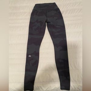 alo leggings, size XS